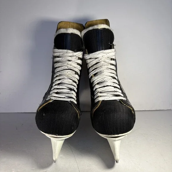 Size 11 D Bauer International 88 Canstar Ice Hockey Skates - Picture 2 of 9